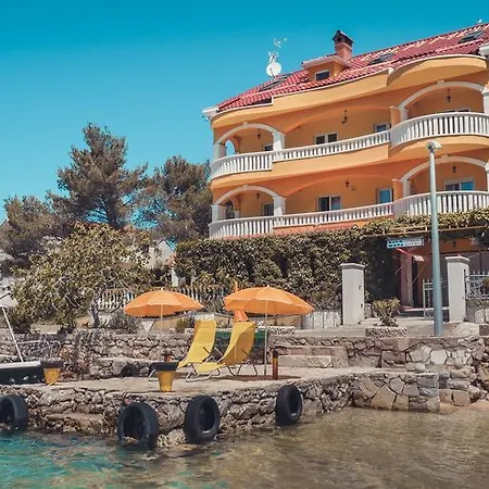 Apartment Vila More Grebastica