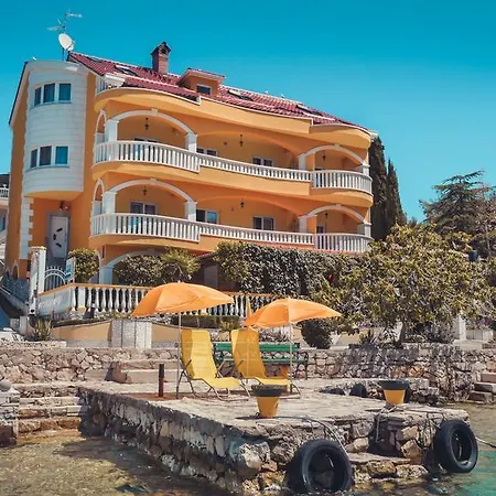 Apartment Vila More Grebastica