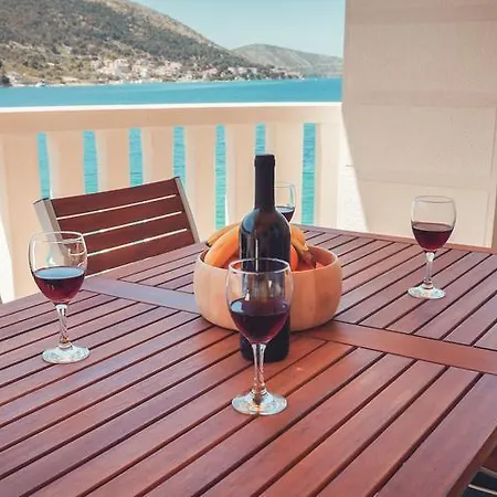 Vila More * Grebaštica