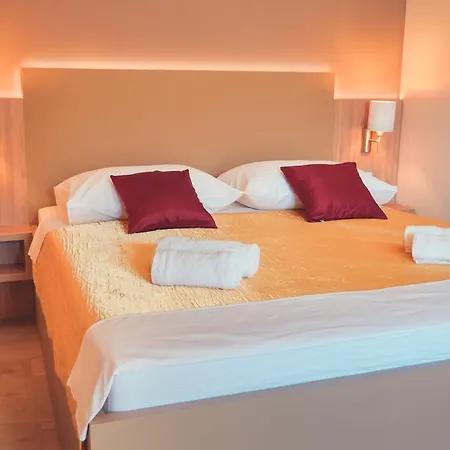 Apartament Vila More *