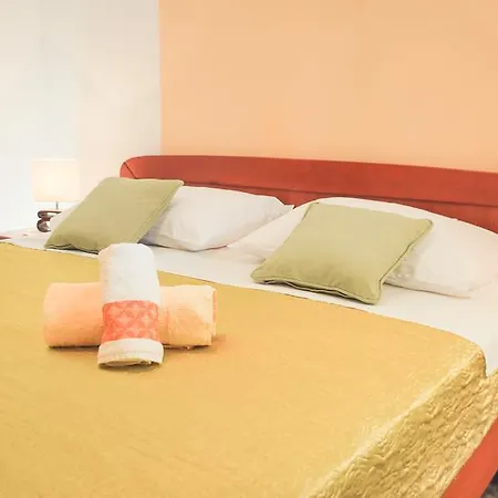 Apartament Vila More *