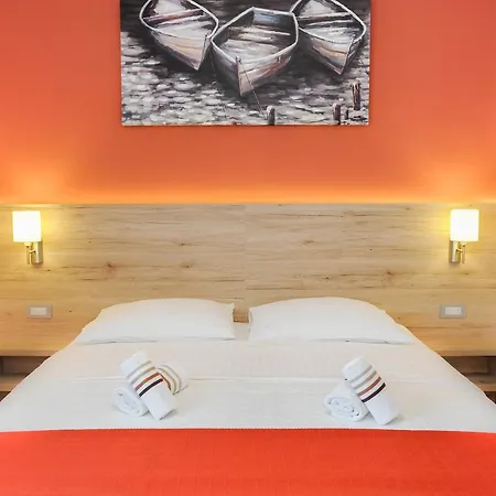 Vila More * Grebaštica